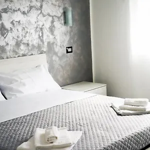  Nocleg ze śniadaniem La Residenza Di Adamo
